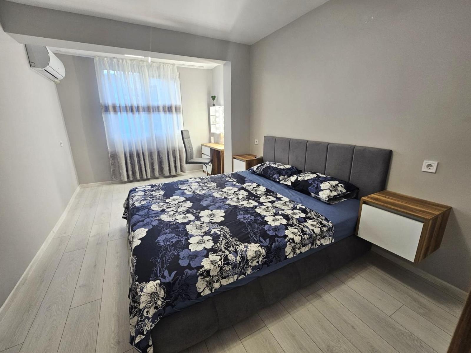 Apartment Bohemi With Free Parking Burgas Exterior foto